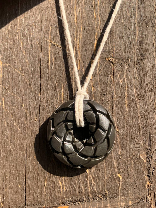 Paramagnētiskais Bazalta amulets - Tors