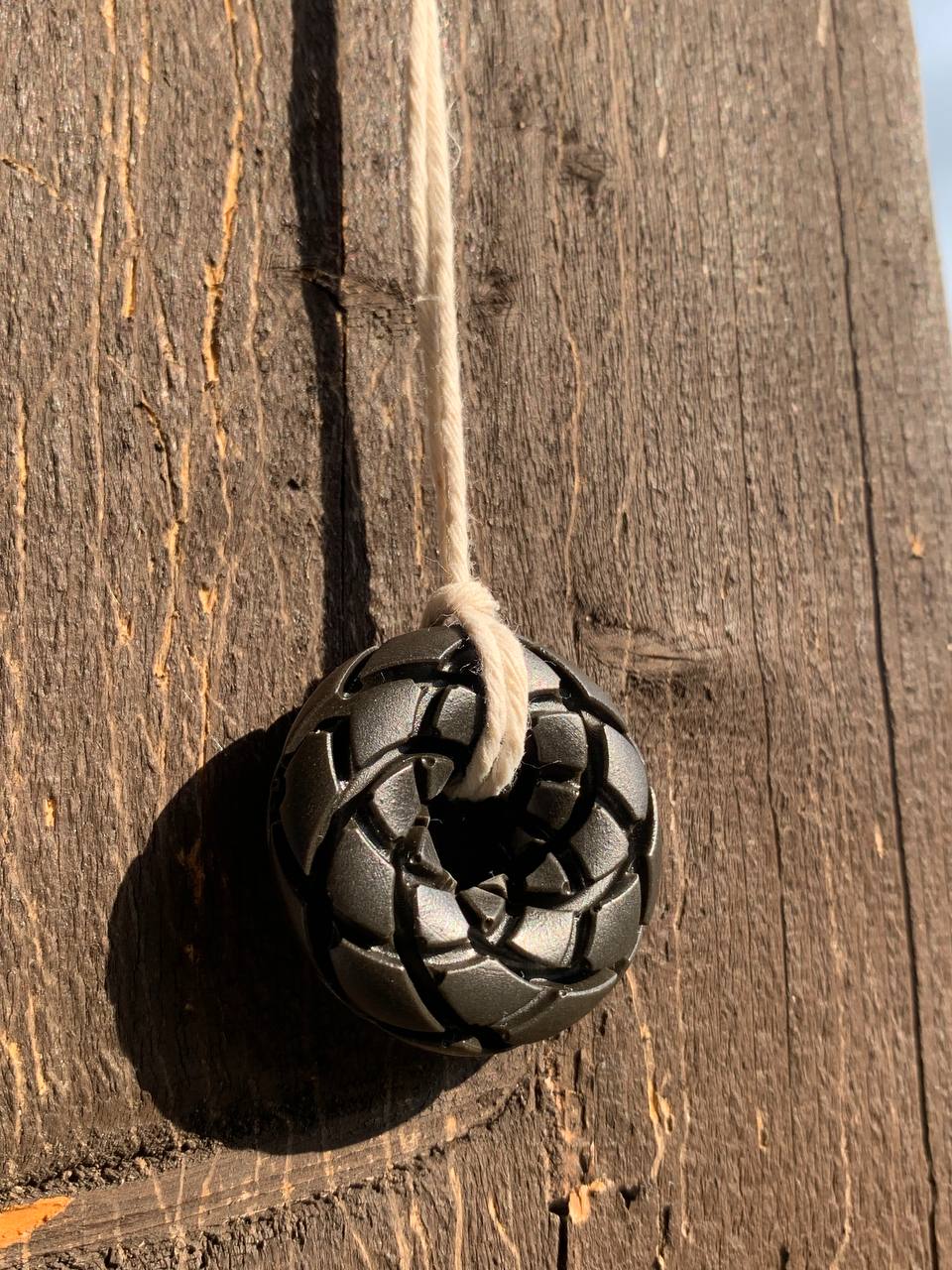 Paramagnētiskais Bazalta amulets - Tors