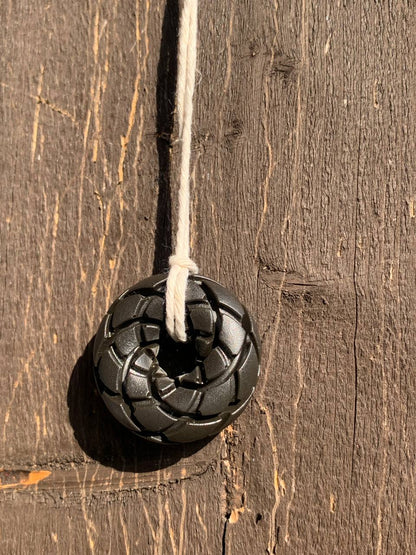 Paramagnētiskais Bazalta amulets - Tors