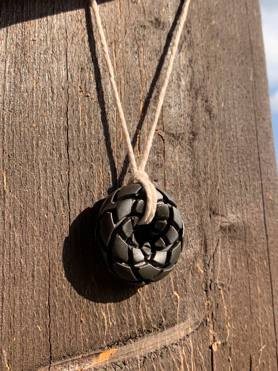 Paramagnētiskais Bazalta amulets - Tors